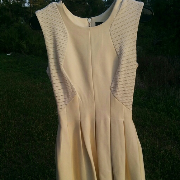 Dress - Picture 3 of 8